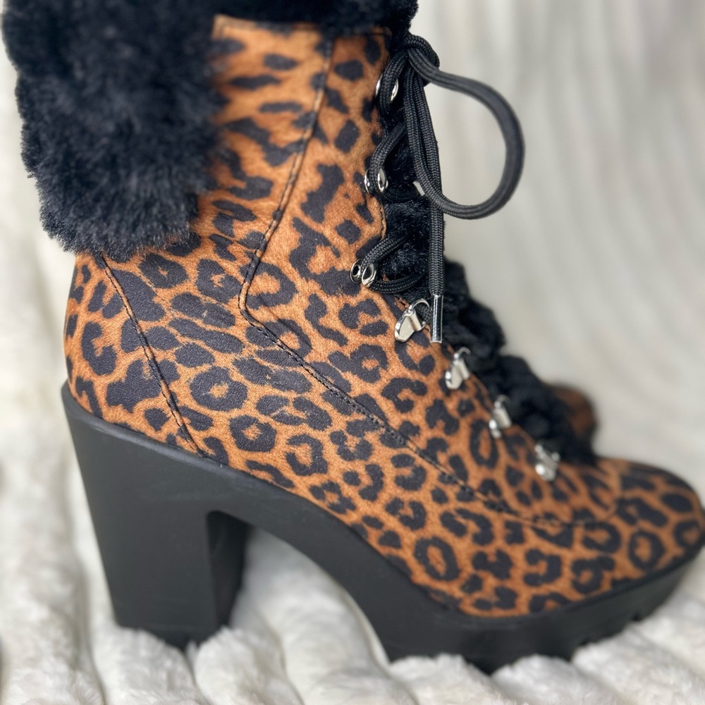 Leopard Print Women's Boots with Black Fur Trim